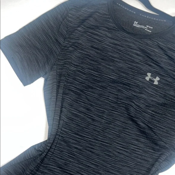 Under Armour Men’s L Black Shirt - Picture 6 of 9